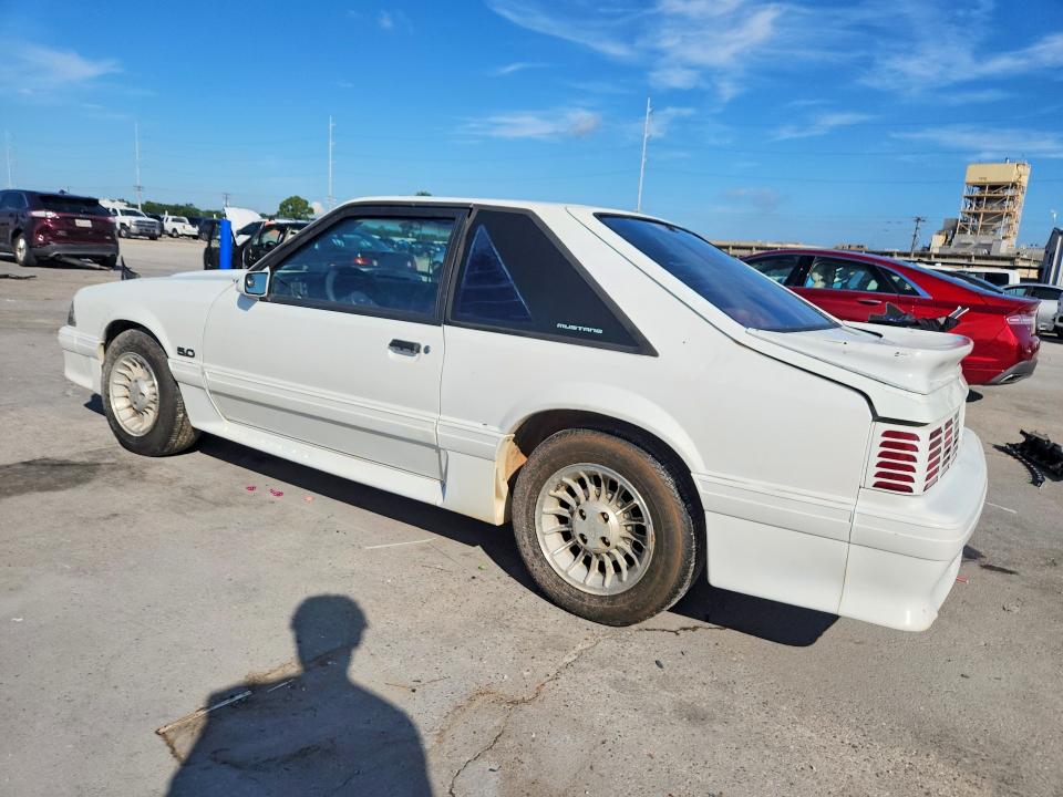 60052166 :رقم المزاد ، 1FABP42E8KF214261 vin ، 1989 Ford Mustang مزاد بيع