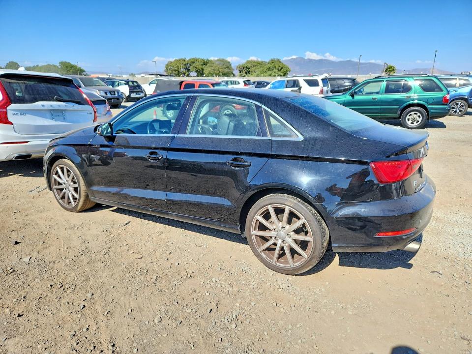 61418186 :رقم المزاد ، WAUACGFF0F1002699 vin ، 2015 Audi A3 مزاد بيع
