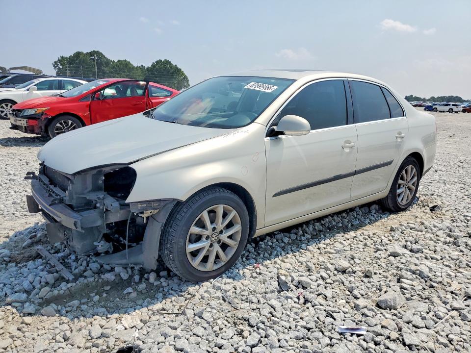 2010 Volkswagen Jetta მანქანა იყიდება აუქციონზე, vin: 3VWRX7AJ6AM058354, აუქციონის ნომერი: 62899466