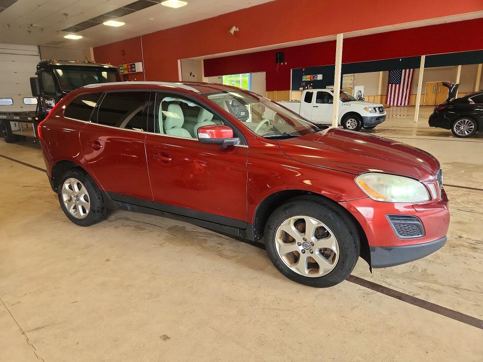 Продажа на аукционе авто 2013 Volvo Xc60, vin: YV4940DZ6D2424567, номер лота: 62776436