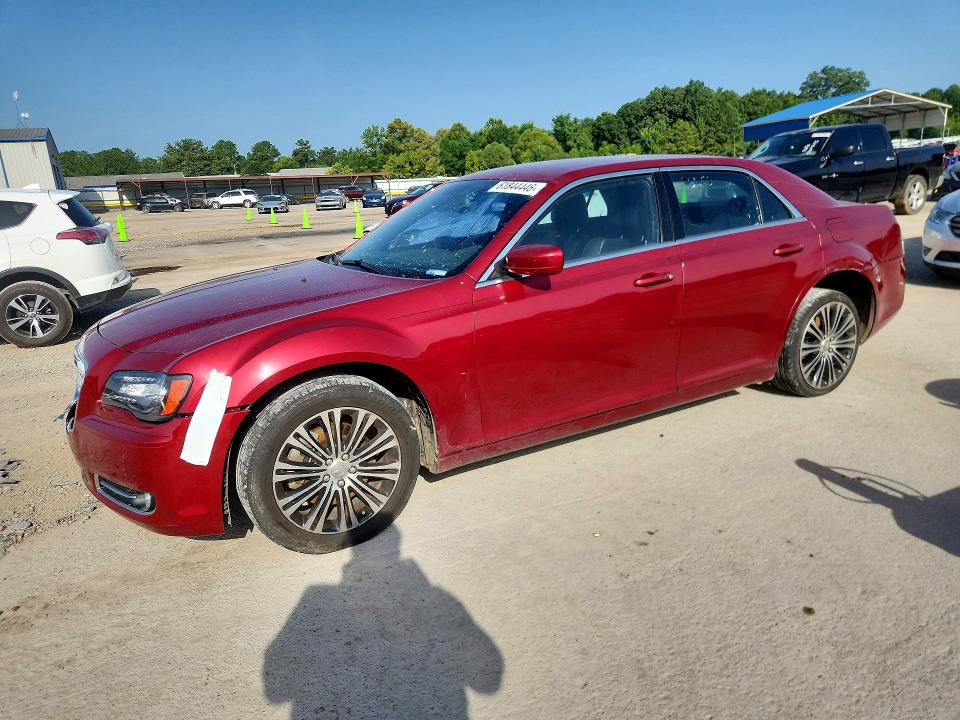 61844446 :رقم المزاد ، 2C3CCAGG4EH203784 vin ، 2014 Chrysler 300 مزاد بيع