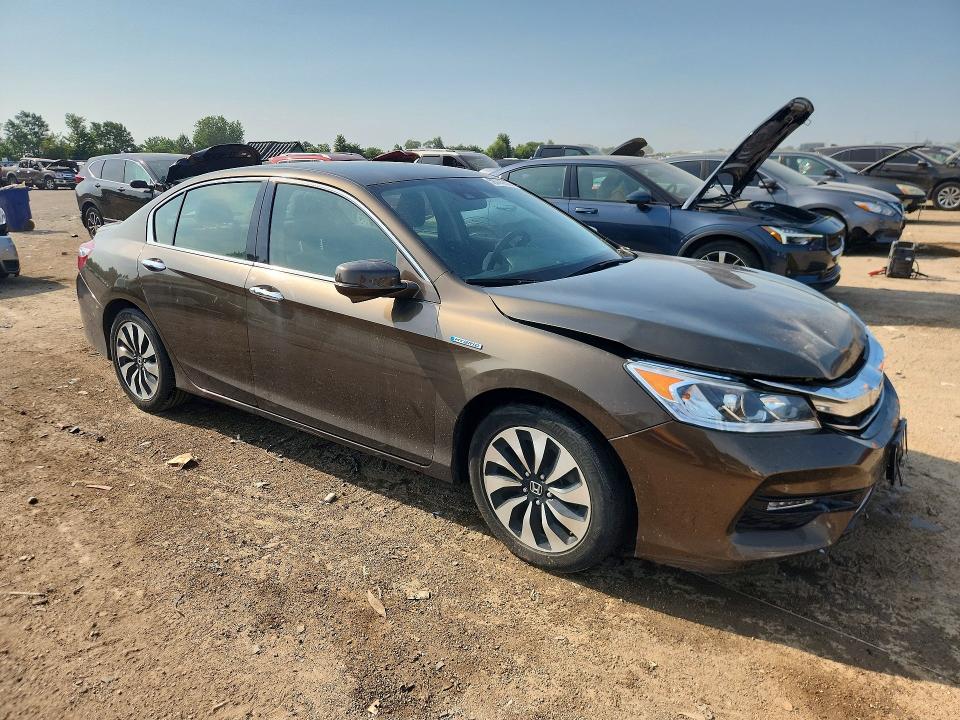 Продажа на аукционе авто 2017 Honda Accord, vin: JHMCR6F35HC007218, номер лота: 58720956