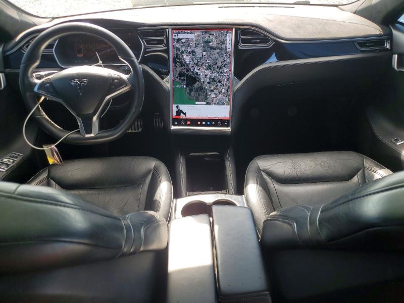 62500746 :رقم المزاد ، 5YJSA1E2XFF105337 vin ، 2015 Tesla Model S مزاد بيع