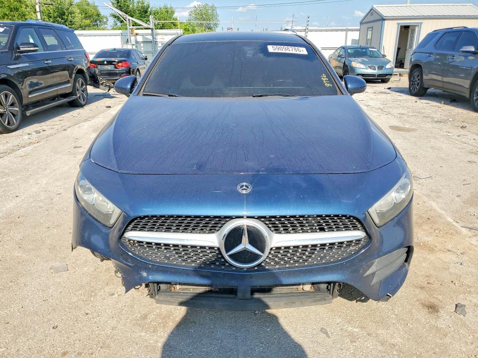 59098786 :رقم المزاد ، W1K3G4EB6LJ218412 vin ، 2020 Mercedes-benz A مزاد بيع