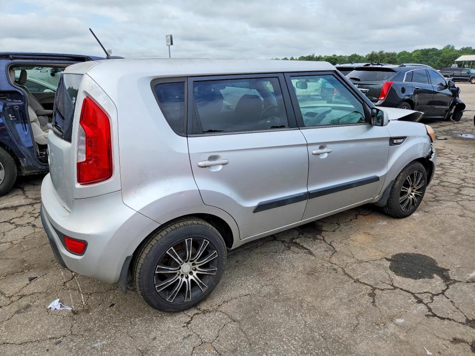 2013 Kia Soul მანქანა იყიდება აუქციონზე, vin: KNDJT2A5XD7526764, აუქციონის ნომერი: 59281806