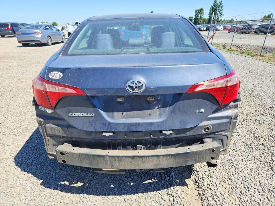 2018 Toyota Corolla მანქანა იყიდება აუქციონზე, vin: 5YFBURHE9JP749677, აუქციონის ნომერი: 60773196