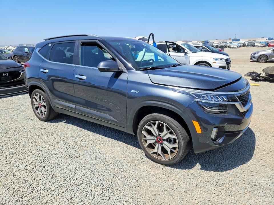 Продаж на аукціоні авто 2023 Kia Seltos, vin: KNDETCA25P7456656, номер лоту: 60898556