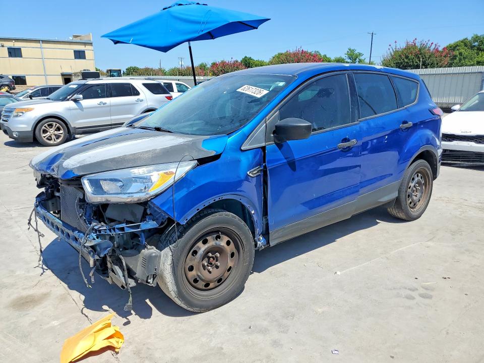 62617326 :رقم المزاد ، 1FMCU0F71HUC00178 vin ، 2017 Ford Escape مزاد بيع