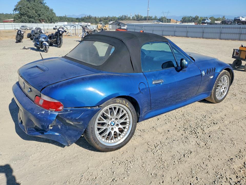 62819236 :رقم المزاد ، 4USCH3347YLF42841 vin ، 2000 Bmw Z3 مزاد بيع