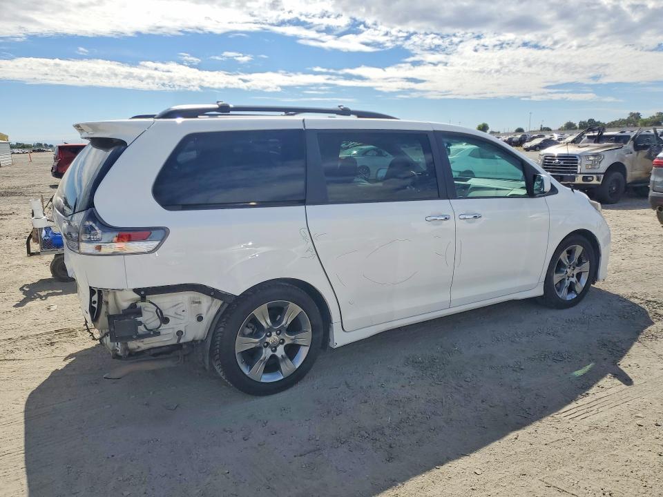 Продаж на аукціоні авто 2014 Toyota Sienna, vin: 5TDXK3DC9ES500239, номер лоту: 61727916