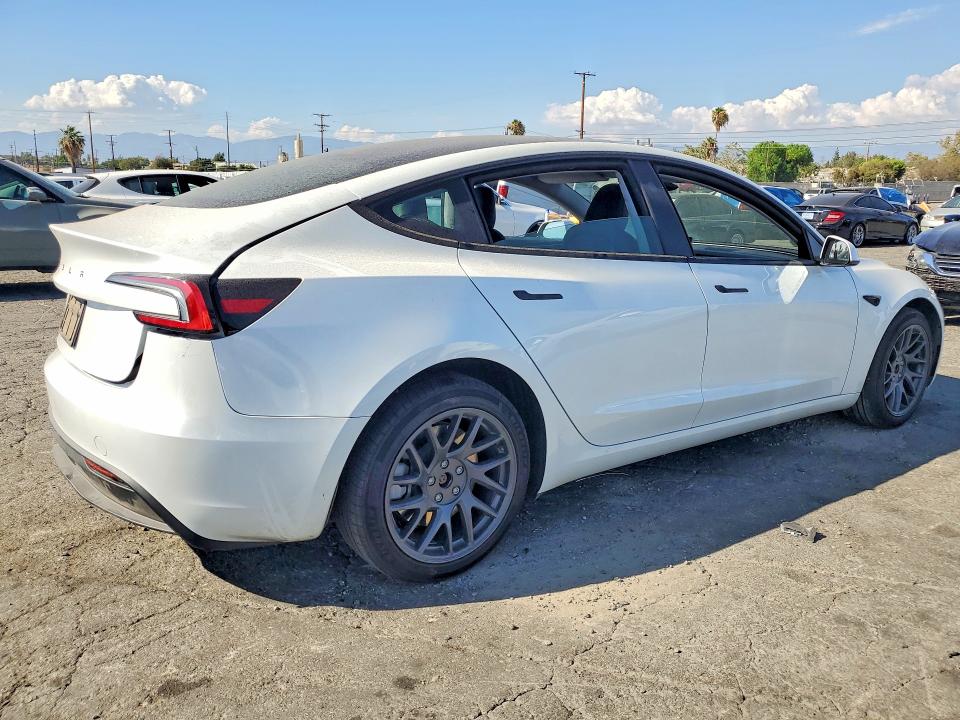 Продажа на аукционе авто 2024 Tesla Model 3, vin: 5YJ3E1EA4RF849133, номер лота: 60329796