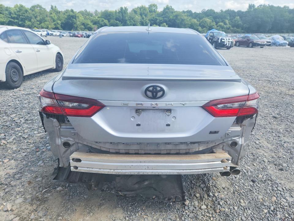 Продаж на аукціоні авто 2022 Toyota Camry, vin: 4T1G11AK5NU719015, номер лоту: 61752806