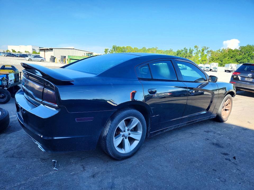 60199486 :رقم المزاد ، 2C3CDXBG5EH154571 vin ، 2014 Dodge Charger مزاد بيع