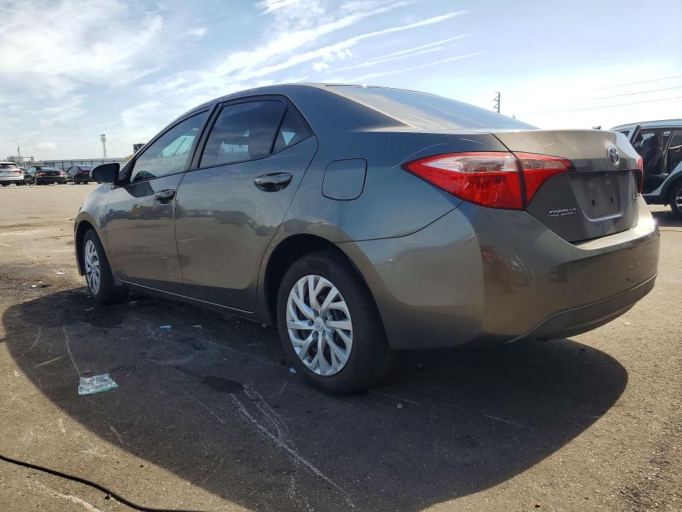 2017 Toyota Corolla მანქანა იყიდება აუქციონზე, vin: 5YFBURHE8HP600977, აუქციონის ნომერი: 60985956