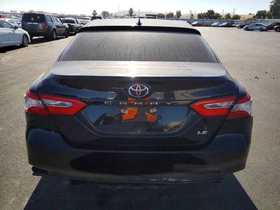 59848176 :رقم المزاد ، 4T1L11AK3LU502624 vin ، 2020 Toyota Camry مزاد بيع