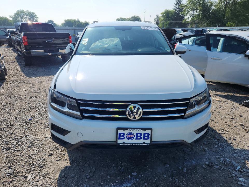 2020 Volkswagen Tiguan მანქანა იყიდება აუქციონზე, vin: 3VV3B7AX6LM040744, აუქციონის ნომერი: 61721356