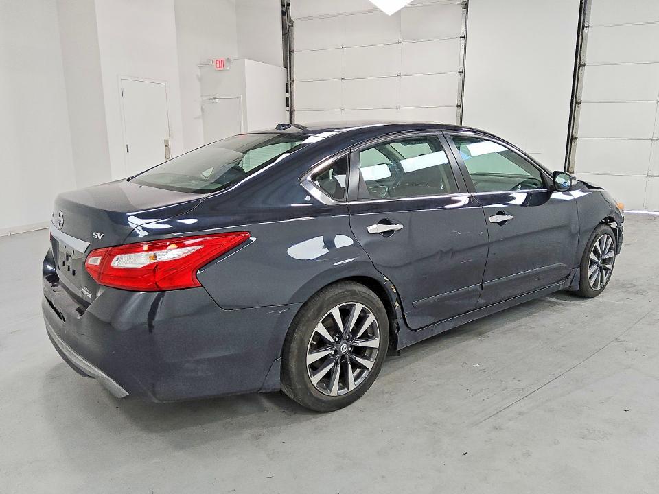 Продаж на аукціоні авто 2017 Nissan Altima, vin: 1N4AL3AP8HC127863, номер лоту: 59199876