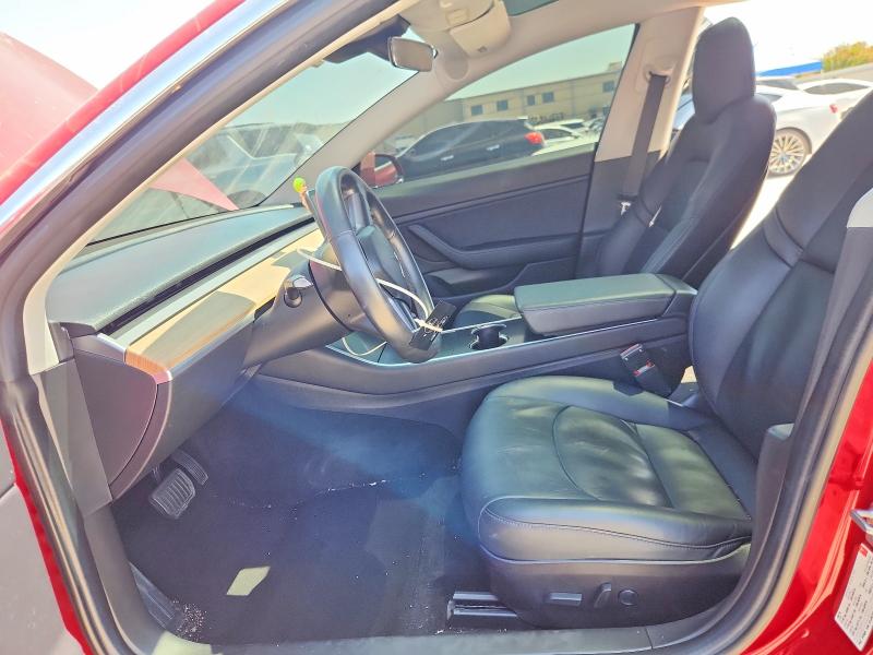 62431576 :رقم المزاد ، 5YJ3E1EA5JF015439 vin ، 2018 Tesla Model 3 مزاد بيع