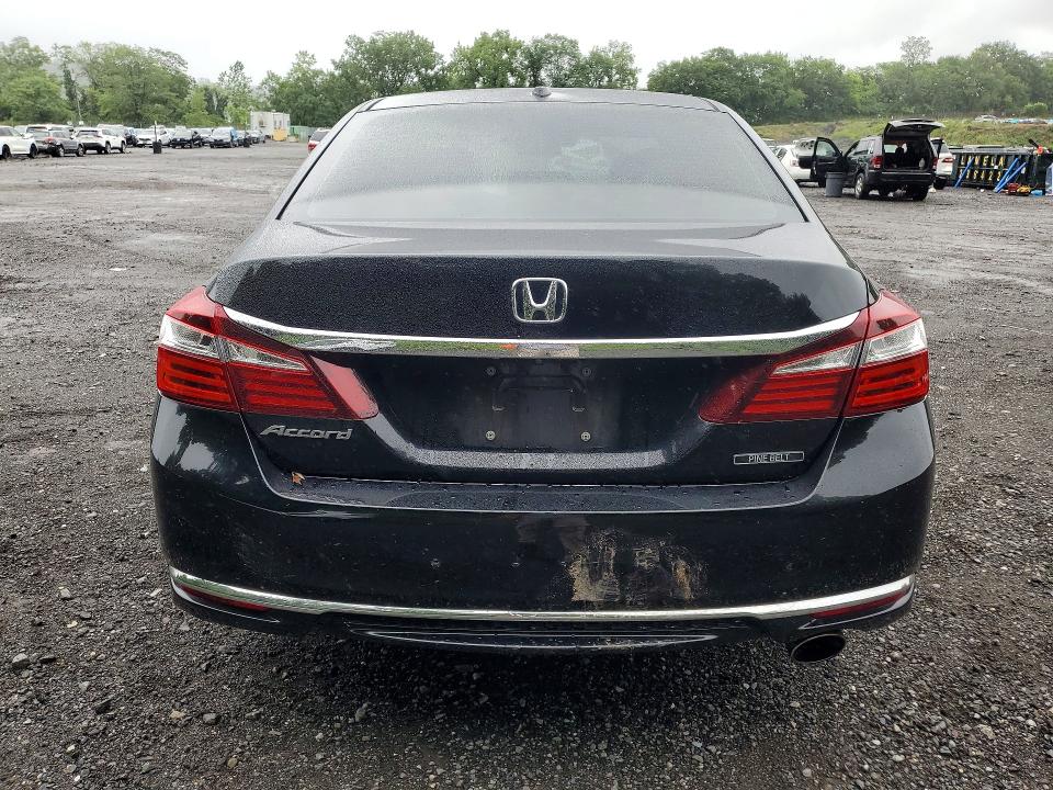 60147786 :رقم المزاد ، 1HGCR2F00GA064115 vin ، 2016 Honda Accord مزاد بيع