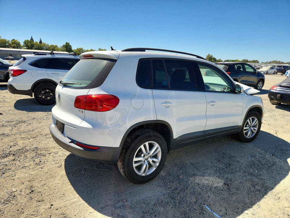 62491826 :رقم المزاد ، WVGAV7AX8GW578330 vin ، 2016 Volkswagen Tiguan مزاد بيع