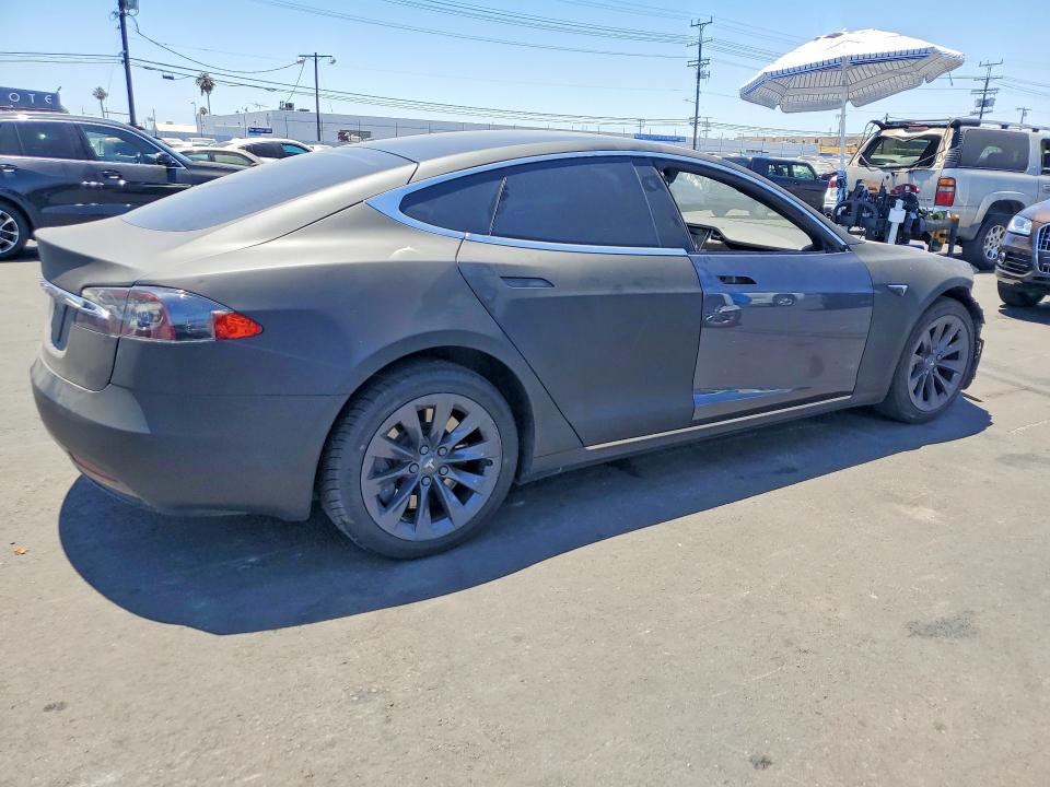 Aukcja sprzedaży 2018 Tesla Model S, vin: 5YJSA1E28JF249915, numer aukcji: 60084386