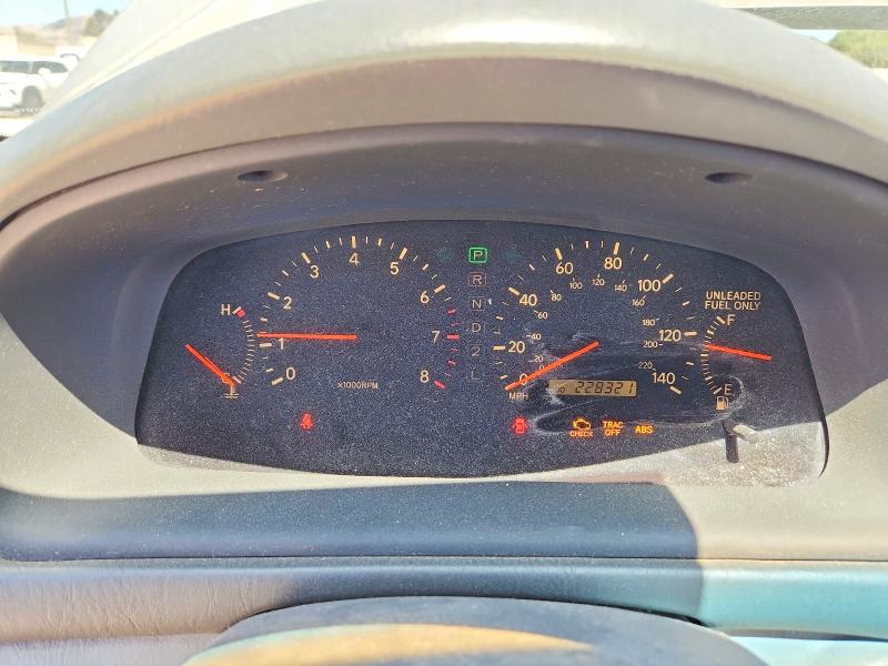 1997 Lexus Es მანქანა იყიდება აუქციონზე, vin: JT8BF22G6V0044541, აუქციონის ნომერი: 63004756