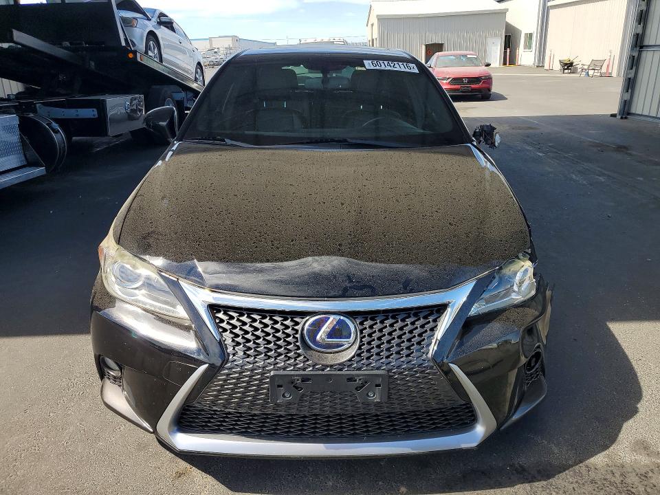 60142116 :رقم المزاد ، JTHKD5BH5F2223529 vin ، 2015 Lexus Ct مزاد بيع