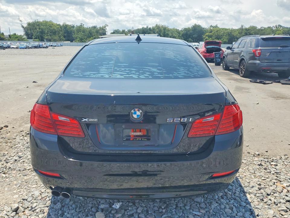 63285326 :رقم المزاد ، WBA5A7C55FD624538 vin ، 2015 Bmw 528 مزاد بيع
