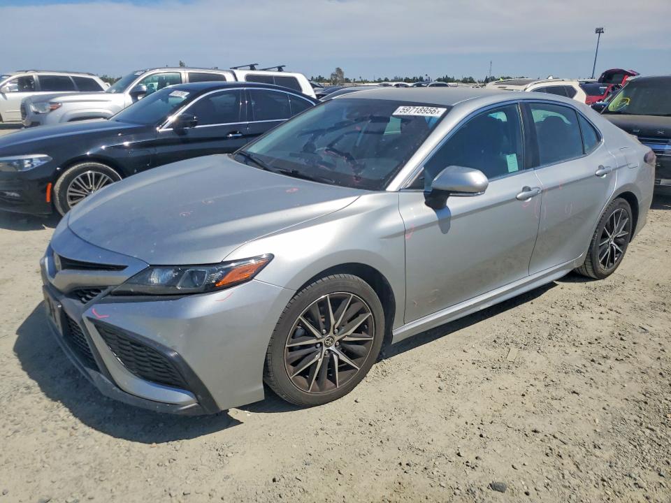 Продаж на аукціоні авто 2022 Toyota Camry, vin: 4T1G11AK6NU018029, номер лоту: 59718956
