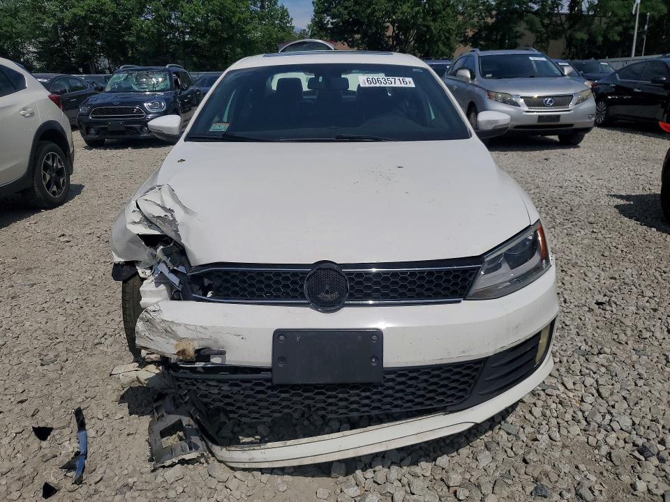 60635716 :رقم المزاد ، 3VW4A7AJ0DM222603 vin ، 2013 Volkswagen Jetta مزاد بيع