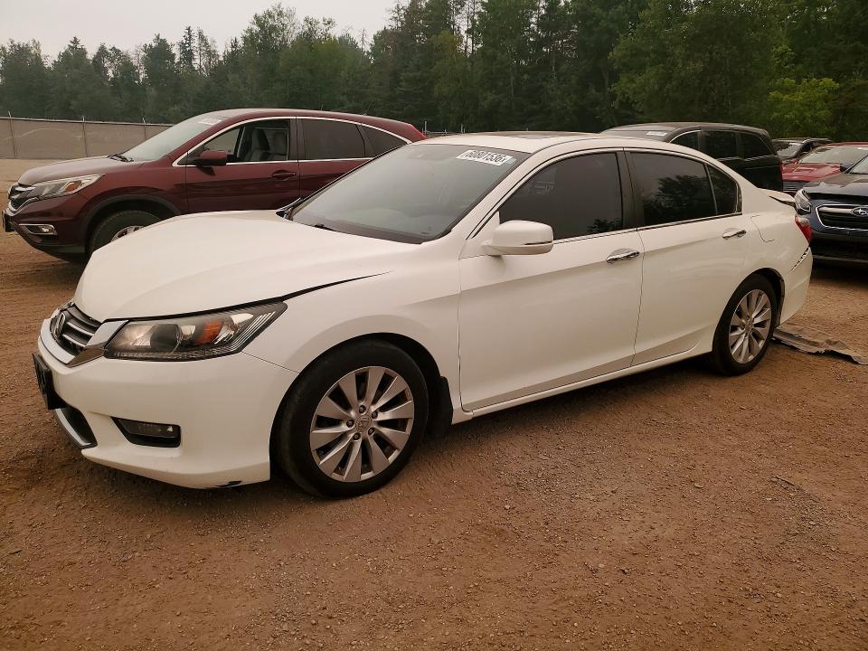 Продаж на аукціоні авто 2015 Honda Accord, vin: 1HGCR2F83FA804681, номер лоту: 60801536