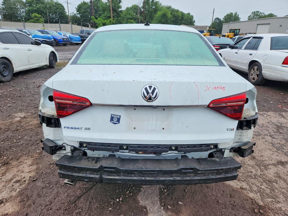 59649326 :رقم المزاد ، 1VWBA7A35JC031488 vin ، 2018 Volkswagen Passat مزاد بيع
