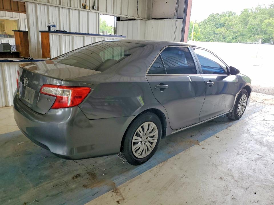 63253676 :رقم المزاد ، 4T1BF1FK7CU170239 vin ، 2012 Toyota Camry مزاد بيع