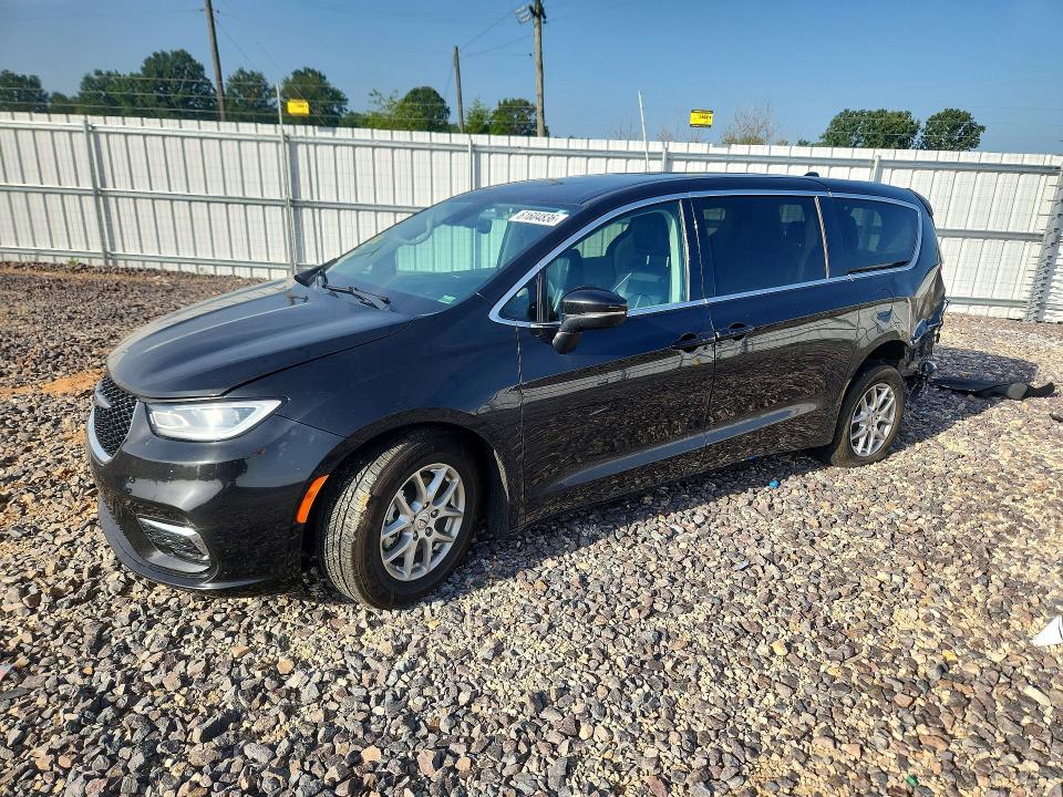 Продажа на аукционе авто 2023 Chrysler Pacifica, vin: 2C4RC1BG3PR627631, номер лота: 61604836