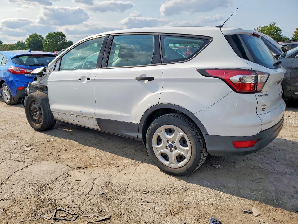 Продажа на аукционе авто 2017 Ford Escape, vin: 1FMCU0F78HUB57202, номер лота: 62060566