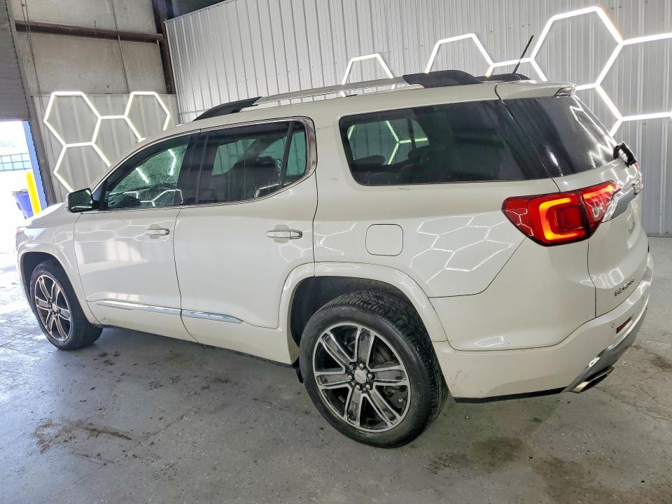 61514116 :رقم المزاد ، 1GKKNPLS7HZ135181 vin ، 2017 Gmc Acadia مزاد بيع