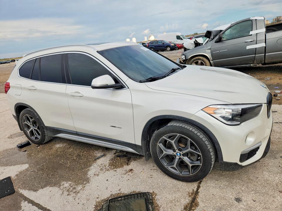 2016 Bmw X1 მანქანა იყიდება აუქციონზე, vin: WBXHT3C34GP881095, აუქციონის ნომერი: 60761886