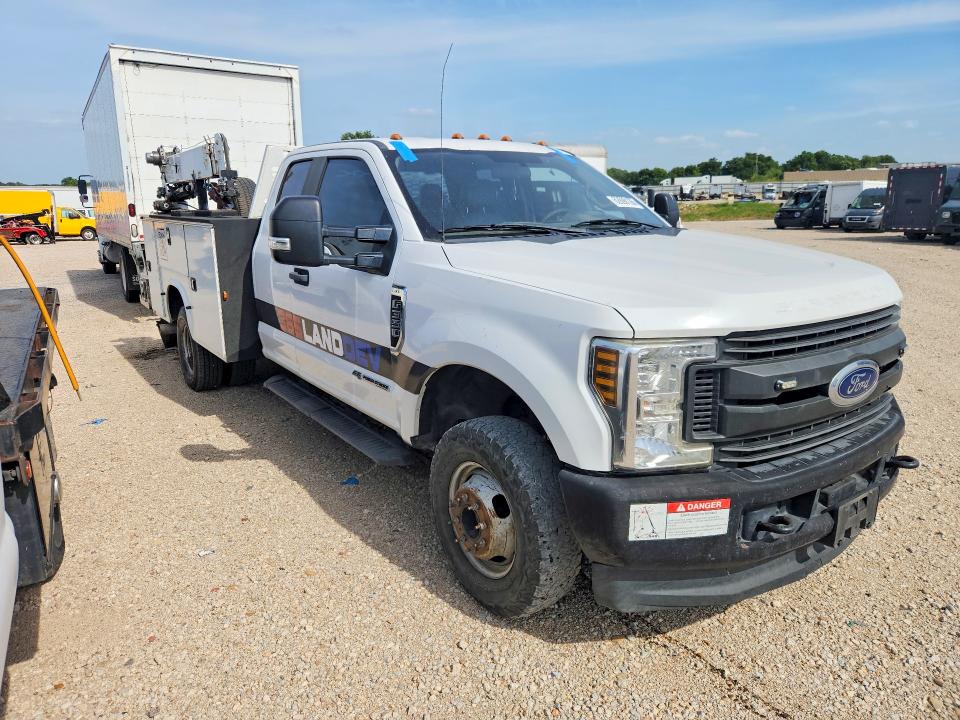 Продажа на аукционе авто 2019 Ford F350, vin: 1FD8X3HT6KEG56140, номер лота: 62698136