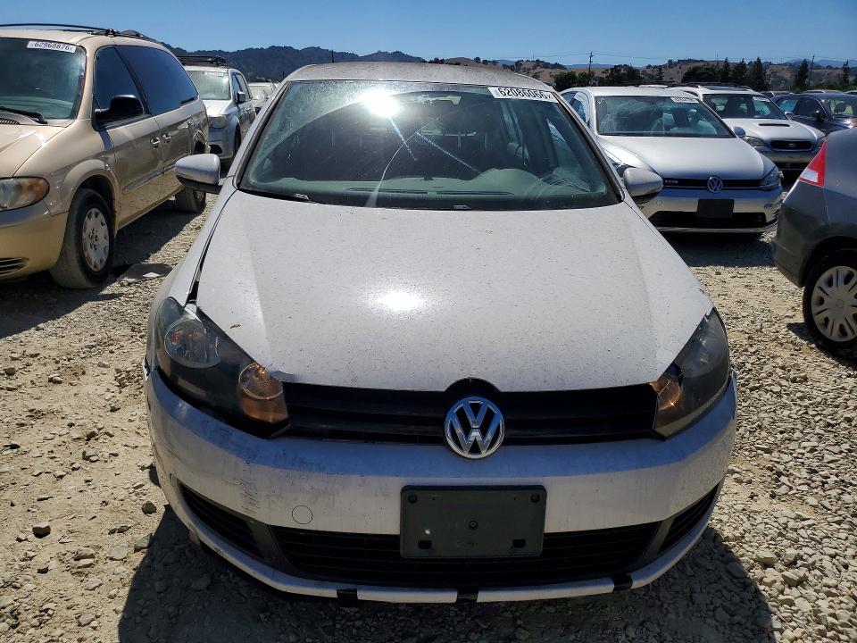 62086066 :رقم المزاد ، WVWDB7AJ1DW131758 vin ، 2013 Volkswagen Golf مزاد بيع