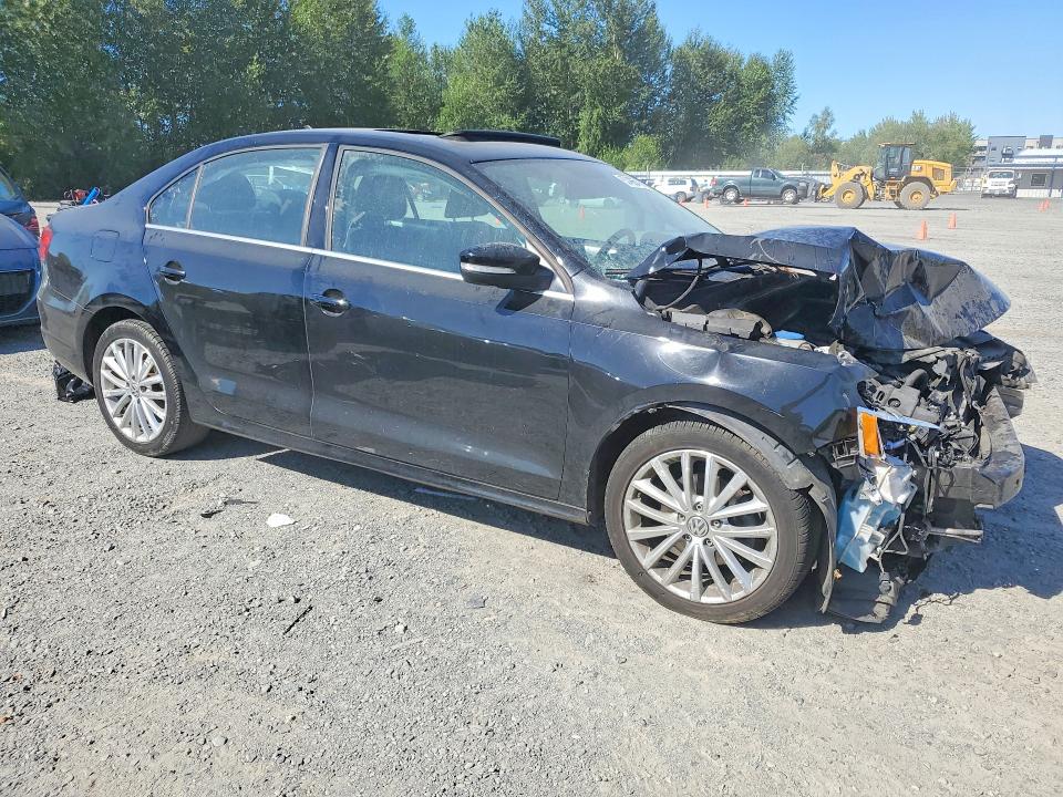 2014 Volkswagen Jetta მანქანა იყიდება აუქციონზე, vin: 3VWL17AJ7EM428076, აუქციონის ნომერი: 63466616