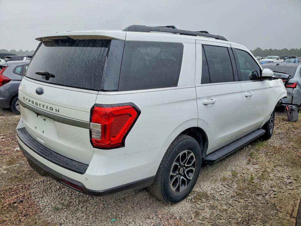 2024 Ford Expedition მანქანა იყიდება აუქციონზე, vin: 1FMJU1H82REB00413, აუქციონის ნომერი: 62328956