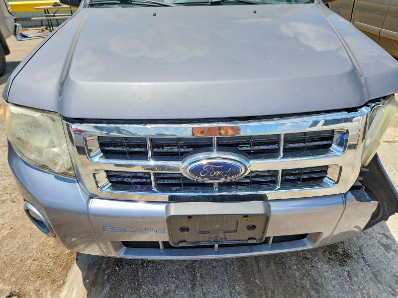 60576166 :رقم المزاد ، 1FMCU03158KE76293 vin ، 2008 Ford Escape مزاد بيع