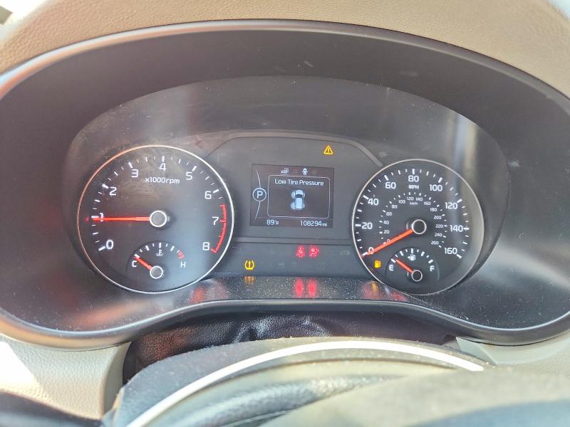 60163646 :رقم المزاد ، KNDPMCAC0J7406172 vin ، 2018 Kia Sportage مزاد بيع