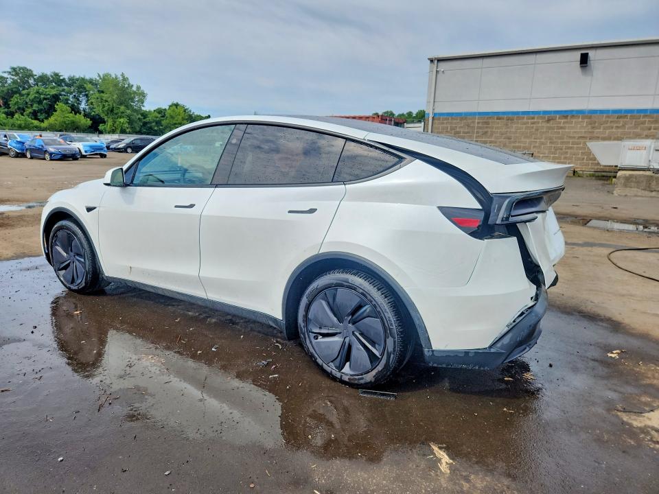 2026 Tesla Model Y მანქანა იყიდება აუქციონზე, vin: 7SAYGDEE2TA387084, აუქციონის ნომერი: 61540756