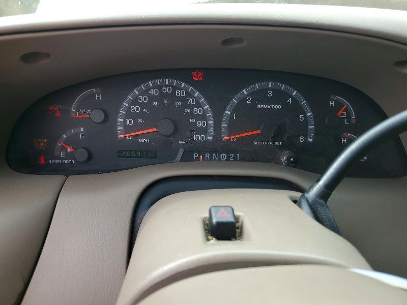60557436 :رقم المزاد ، 1FTRW07622KE20575 vin ، 2002 Ford F150 مزاد بيع