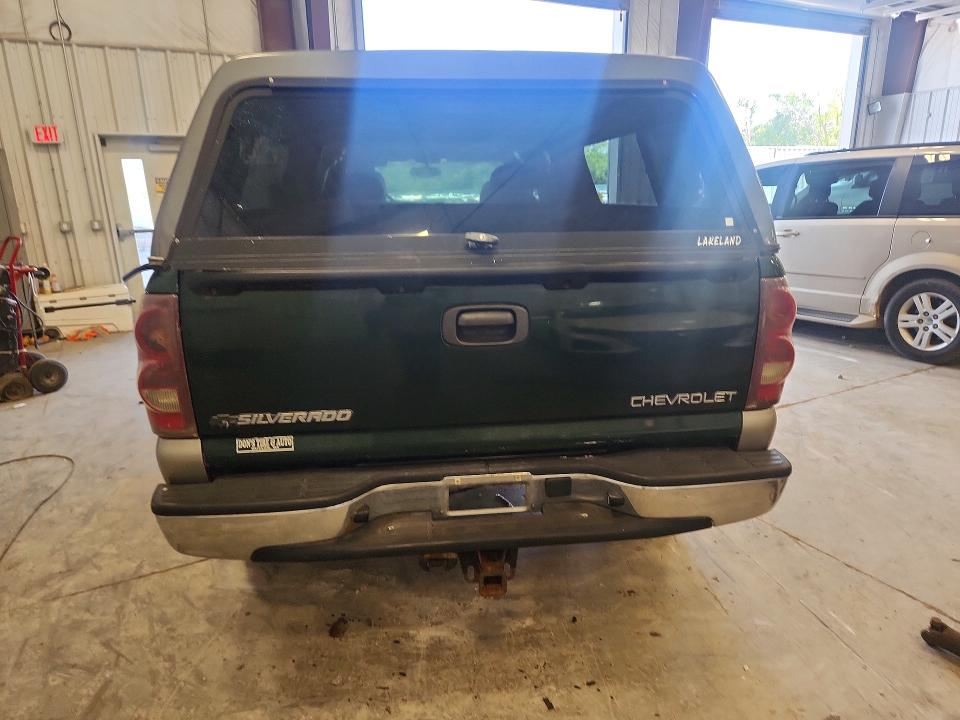 Продажа на аукционе авто 2003 Chevrolet Silverado, vin: 2GCEK19T231177595, номер лота: 63212846
