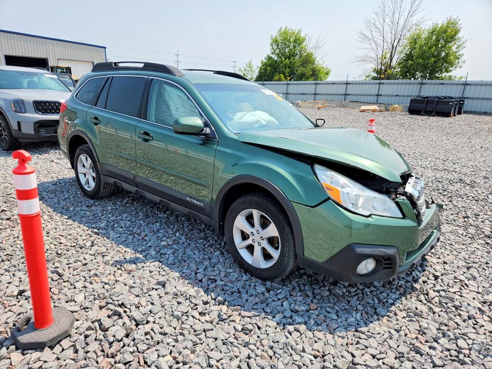 63012616 :رقم المزاد ، 4S4BRCCC5E3275967 vin ، 2014 Subaru Outback مزاد بيع