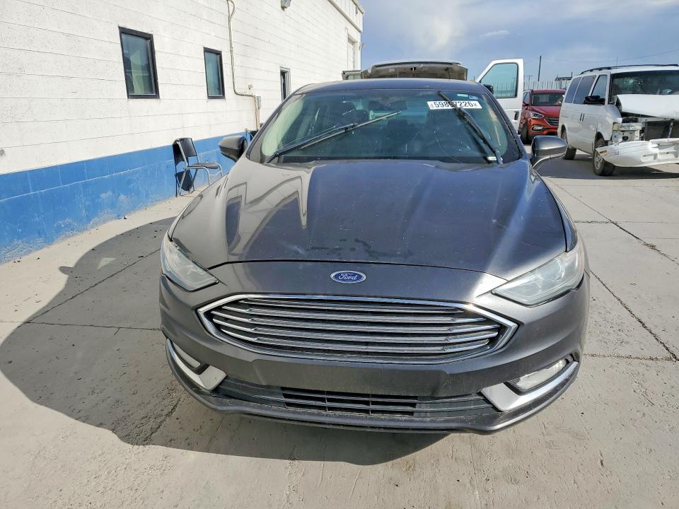 59897226 :رقم المزاد ، 3FA6P0HD2HR143739 vin ، 2017 Ford Fusion مزاد بيع
