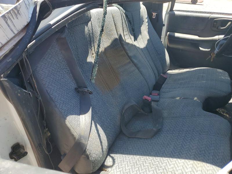 59745246 :رقم المزاد ، 1GCCS145228227438 vin ، 2002 Chevrolet S Truck مزاد بيع