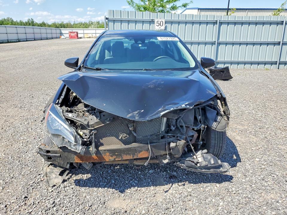 61527926 :رقم المزاد ، 2T1BURHE3JC019733 vin ، 2018 Toyota Corolla مزاد بيع